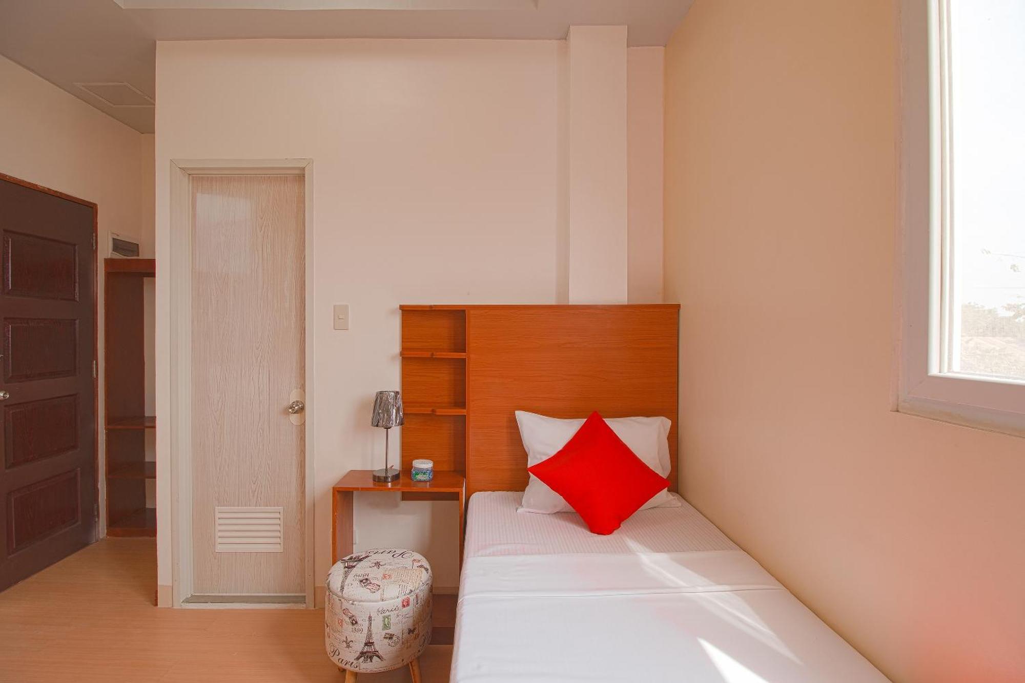 Oyo 685 K Fortune Apartelle Lapu-Lapu City Exteriér fotografie